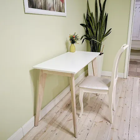 Apartament Vesta *